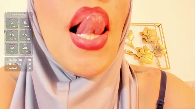 hanajameela Show in webcam