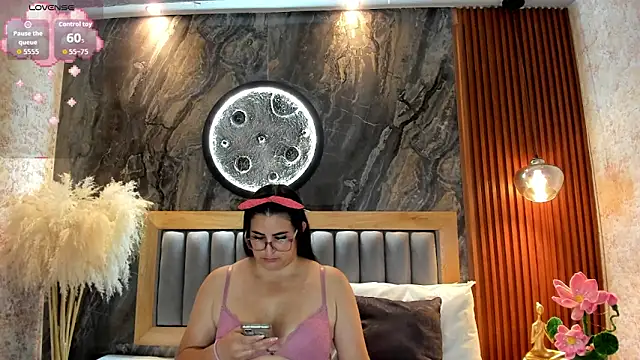 Živý XXX chat BellaPeers_