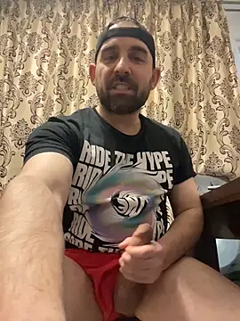 Lover_boy_89: онлайн-секс-чат