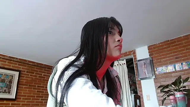 Lia_rouse04 – Naživo XXX chat