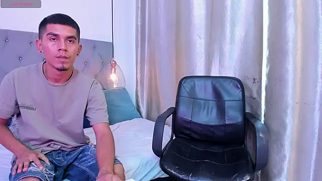 your_d0ll1 – Live XXX-chat