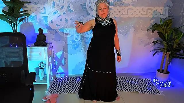 แชท XXX สดของ LilaMaharani