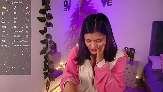 XXX chat uživo modela miaoconell