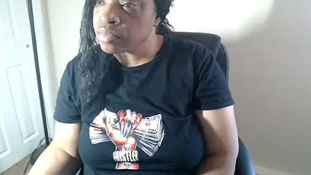 Chat XXX en directo de Sexymona1218