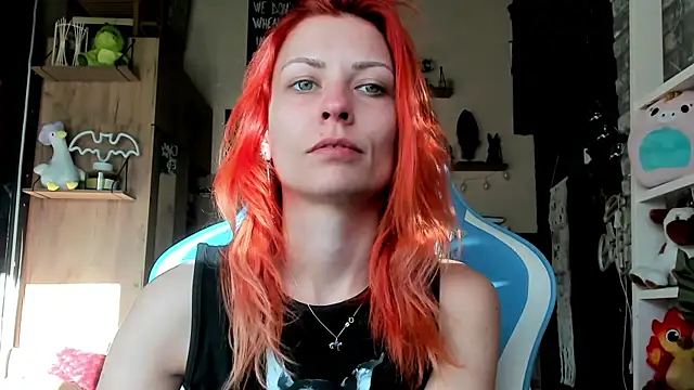 karo123421 Adlı Modelin Canlı XXX Sohbeti