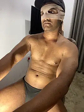 Pertunjukan Kamera Web MilanBlaze