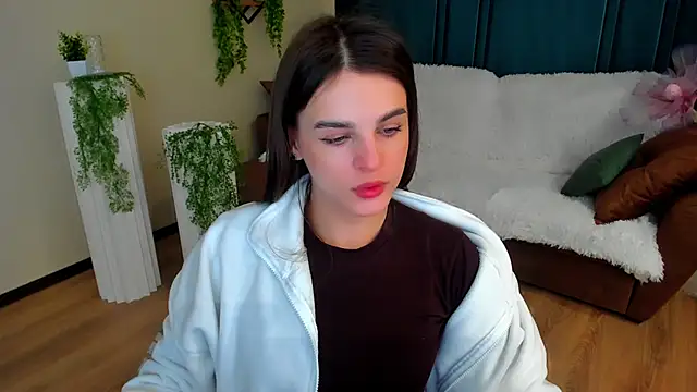 FinalAccord Adlı Modelin Canlı XXX Sohbeti