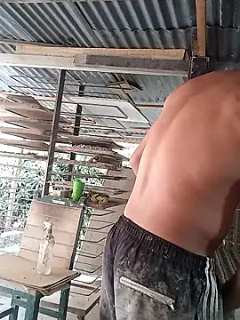 hoteder Show in webcam