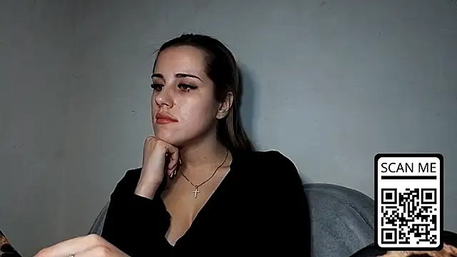 HotMusex Adlı Modelin Canlı XXX Sohbeti