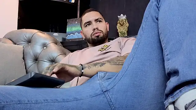 Вебкам-шоу matteosantos