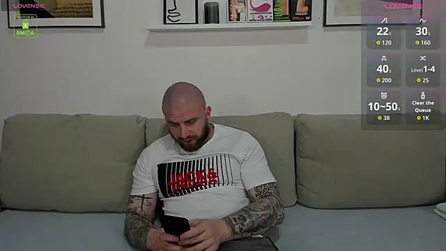 Gerard_Finbar élő XXX-chatje