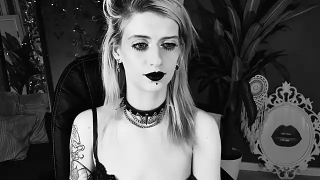 Noah_ElmerX: онлайн-секс-чат