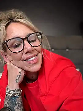 blondebitch2 Webcam Show