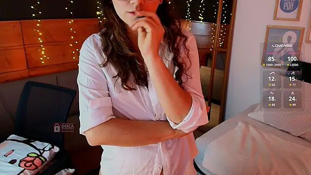 milena_kiitty's Live XXX Chat