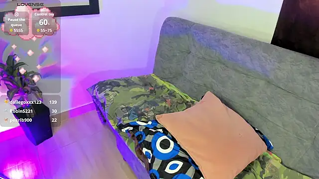 shy_nanami's Live XXX Chat