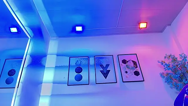 Maddie_T18 – Live XXX-chat