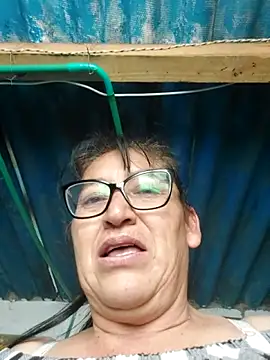 clarita_01's Webcam Show