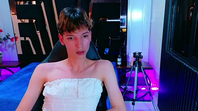 Chatroom XXX en direct de Stefany_PiInk