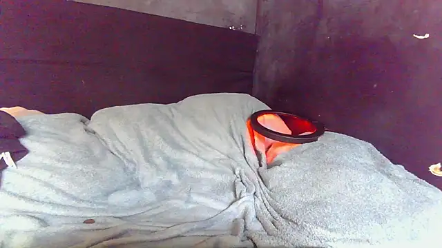 die_mond Pertunjukan Webcam