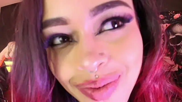 Онлайн чат XXX EvaaFoxxy1