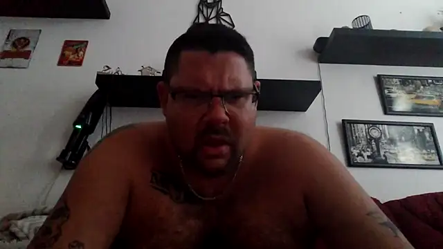 sexykevin17cm webcam show