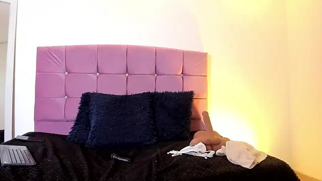 Kenya_carper Chat XXX in diretta