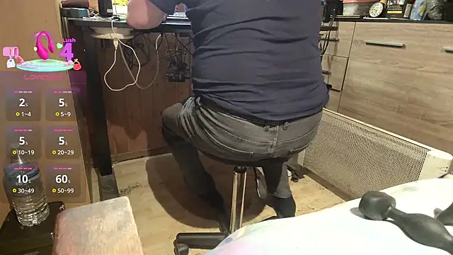 misteryman1956 Show Webcam