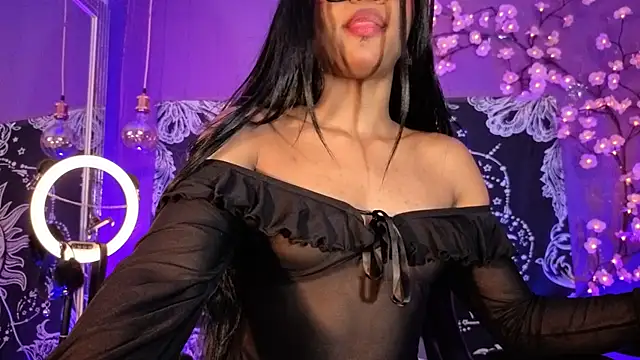 Gaia_Gatex's Live XXX Chat