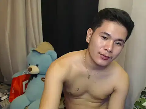 master_levi 即時 XXX 聊天