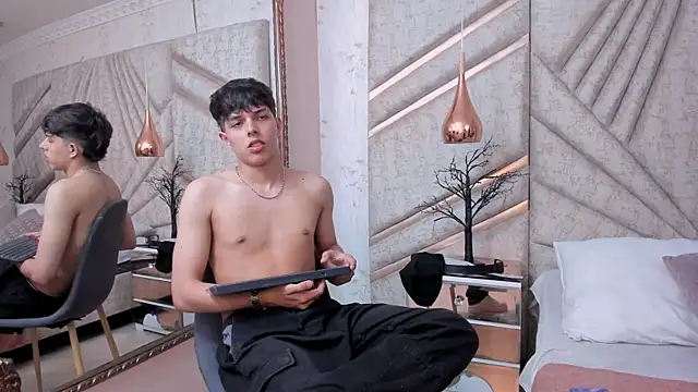 DamiaanXx 在線直播表演