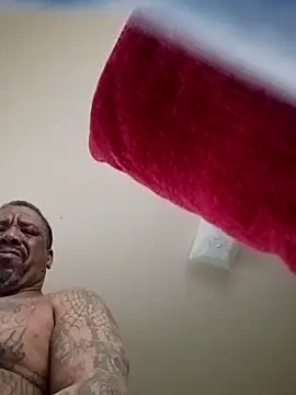 yellowwetfox webkamerás műsora