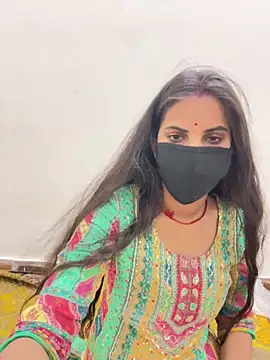 Pooja_Love143's Webcam Show