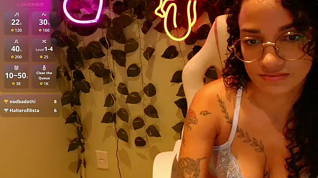 Sally_Diazz's Live XXX Chat