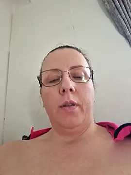 Goodass7's Live XXX Chat