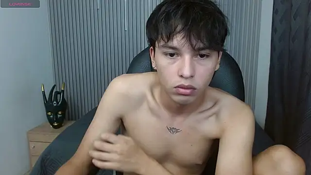 Czat XXX na żywo – StiwenTwink