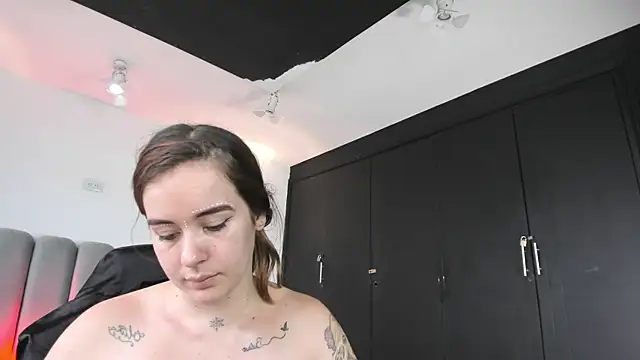 AlliceLover's Live XXX Chat