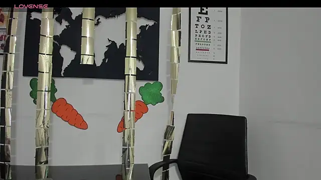 Nanku_Na's Live XXX Chat