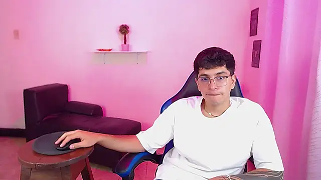 maax_18's Webcam Show