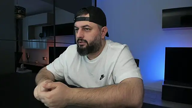 DravenPeak's Webcam Show