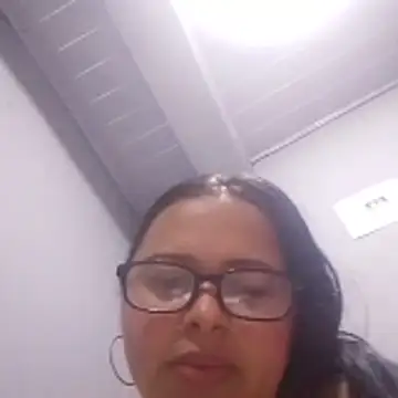 Chat XXX ao vivo de violetapeeveet