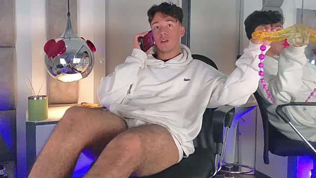 แชท XXX สดของ Austin_Reedss