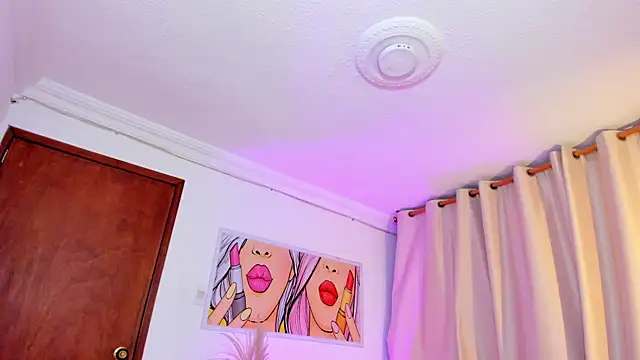 StarMilfのライブXXXチャット