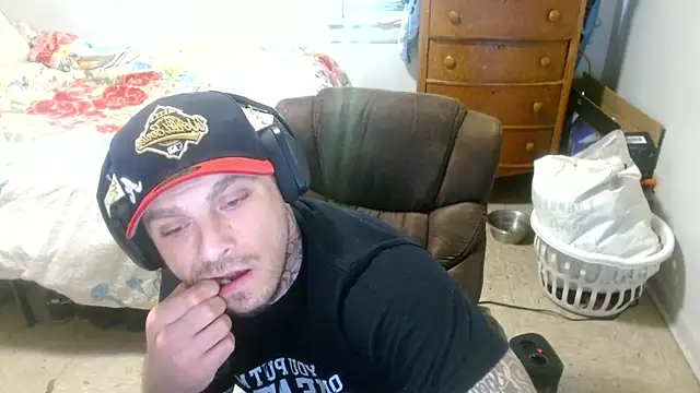 عرض كام DADDY_KANE8---