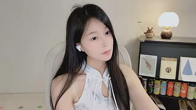 แชท XXX สดของ Onechestnut