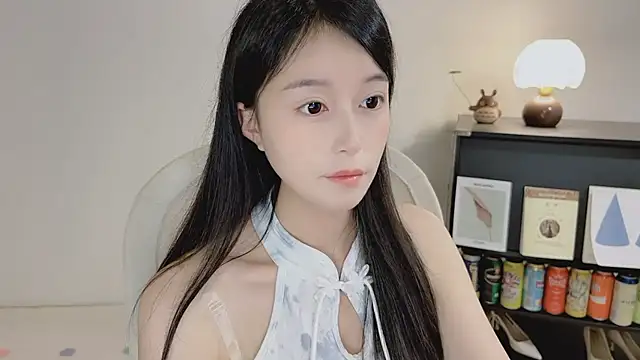 Onechestnut's Live XXX Chat