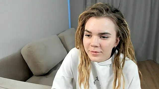 AldaCerrello Chat XXX in diretta