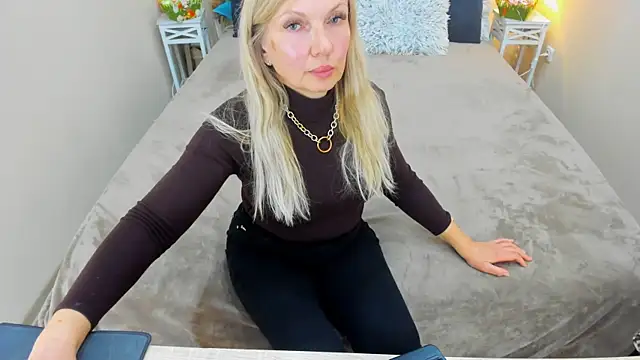 NicoletteRose_'s Live XXX Chat