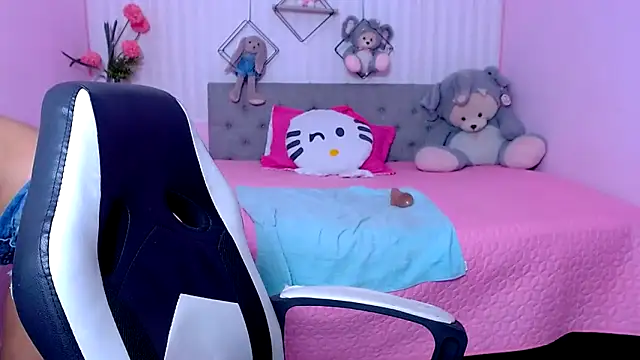 zara_cute's Live XXX Chat