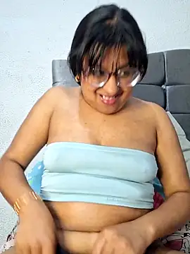 دردشة ZaidaWet الجنسية المباشرة