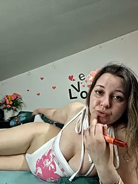 SweetMaddy888 Chat XXX in diretta